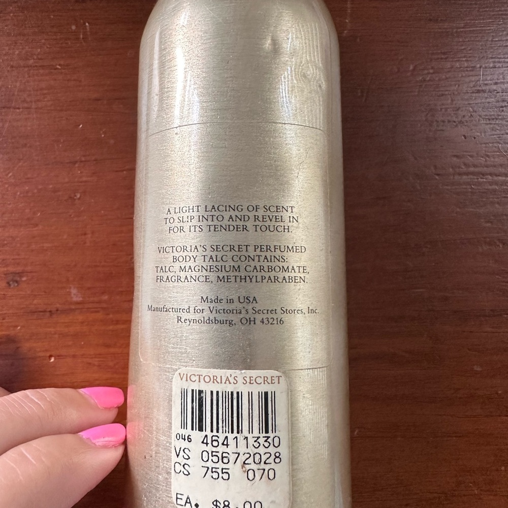 Victoria’s Secret Her Majesty’s Rose Perfumed Body Talc NEW Vintage - Picture 3 of 6